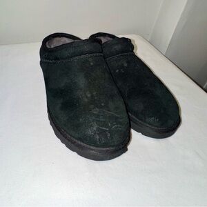 UGG Black Suede Classic Slipper